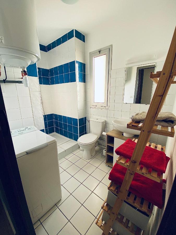Appartement au port de saint cyprien Extérieur photo